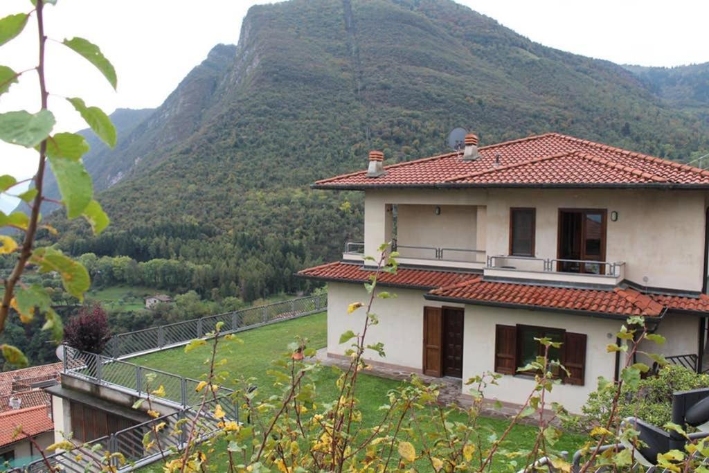 Cozy House On Iseo Lake Fonteno Buitenkant foto
